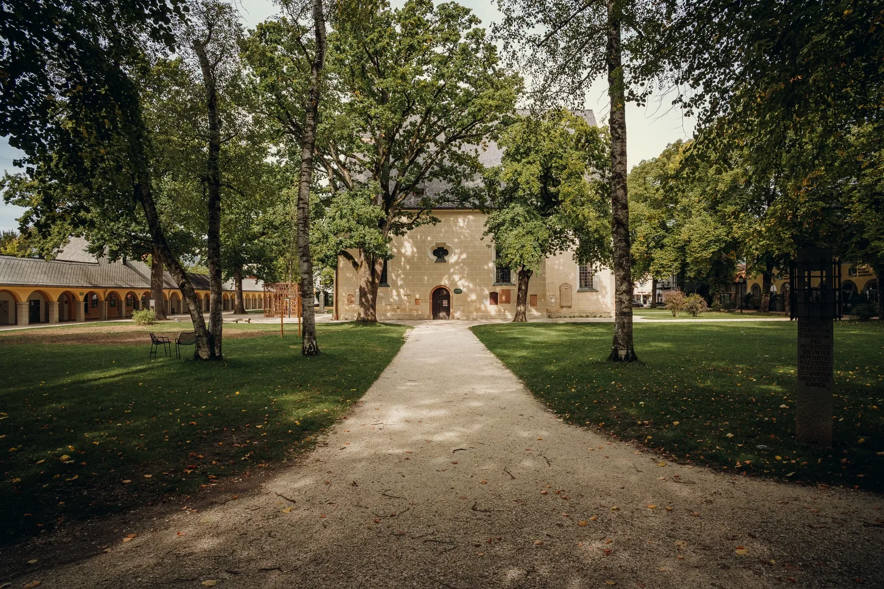 St. Georg und Katharina im Stadtpark Traunstein